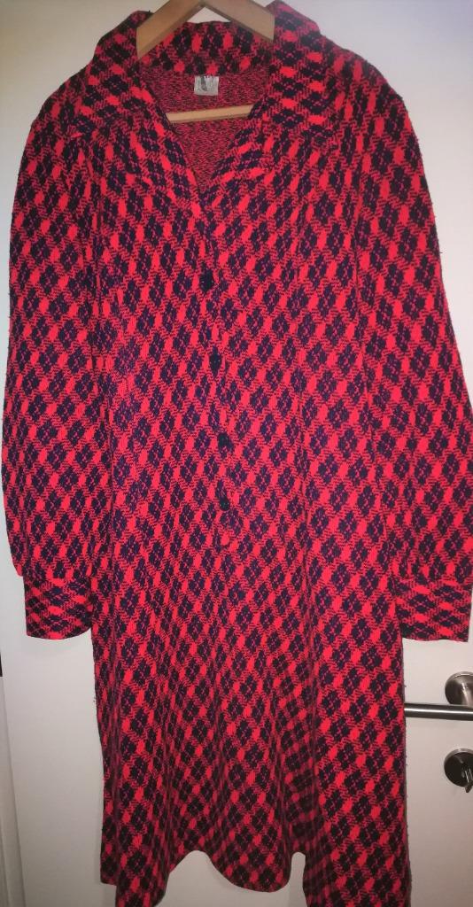 Robe d'hiver chaude, taille 48-50., Rouge, Taille 46/48 (XL) ou plus grande, Enlèvement ou Envoi, Porté