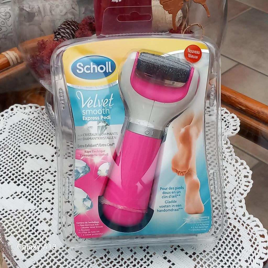 Scholl Velvet Smooth Express Pedi, Enlèvement ou Envoi, Neuf, Soin des mains et des pieds