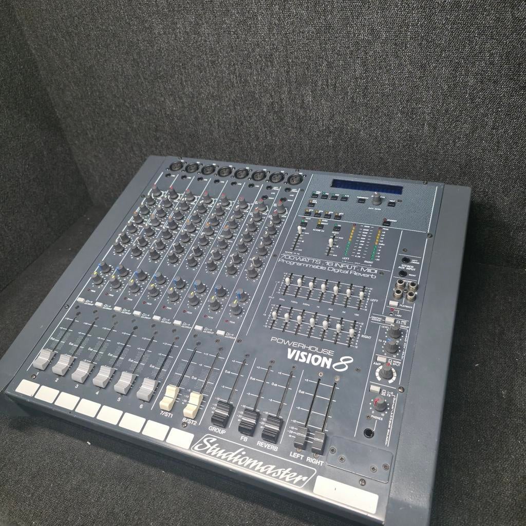 Mixeur/mixeur amplifié STUDIOMASTER 700 watts, TV, Hi-fi & Vidéo, Enceintes, Enlèvement ou Envoi
