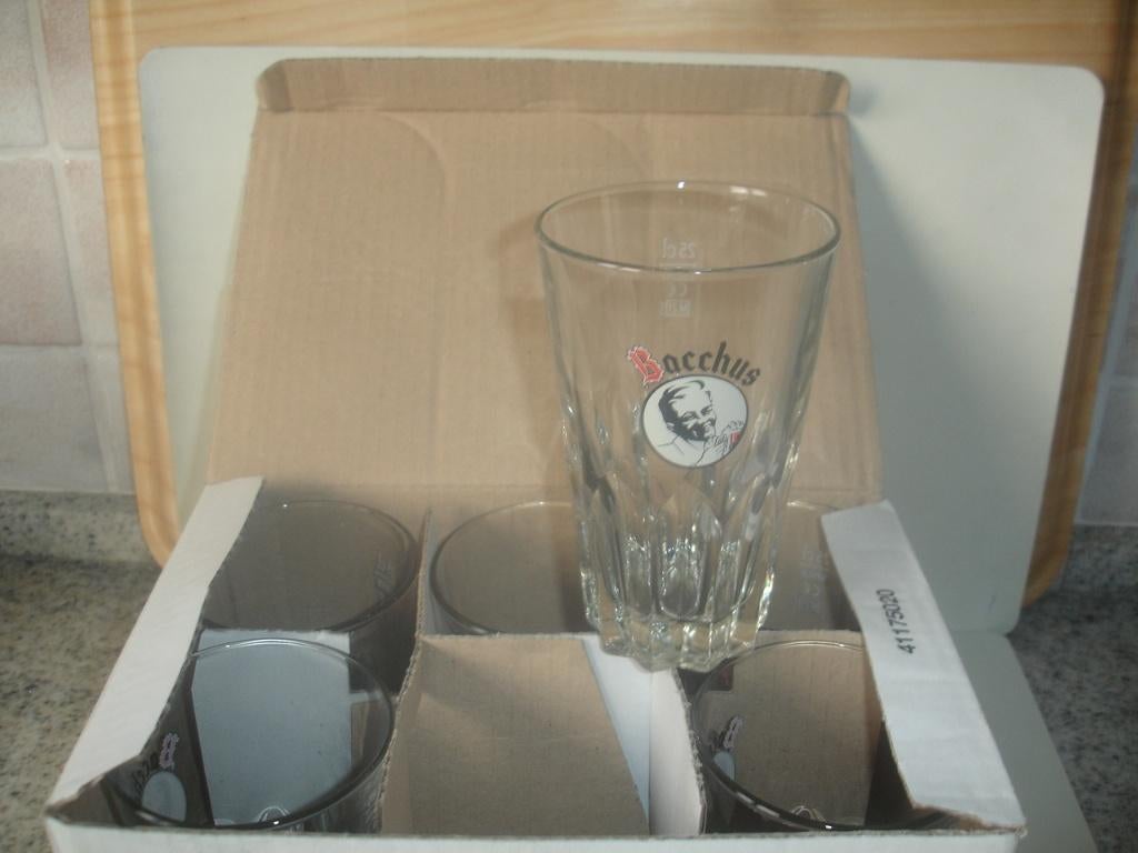 Bierglas Bacchus, 25cl, brede ribbel, brij. Vanhonsebrouck, Enlèvement ou Envoi, Neuf, Verre ou Verres, Autres marques