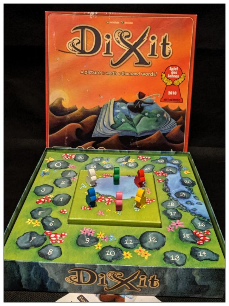 Dixit, Trois ou quatre joueurs, Enlèvement, Utilisé, Libellud