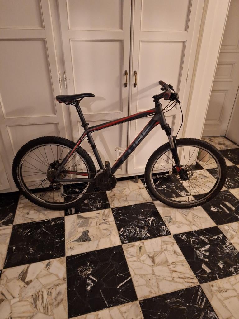 vtt cube de taille 50., Vélos & Vélomoteurs, Enlèvement