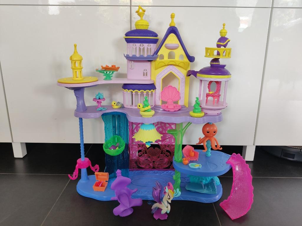 Kasteel my little pony, Ophalen