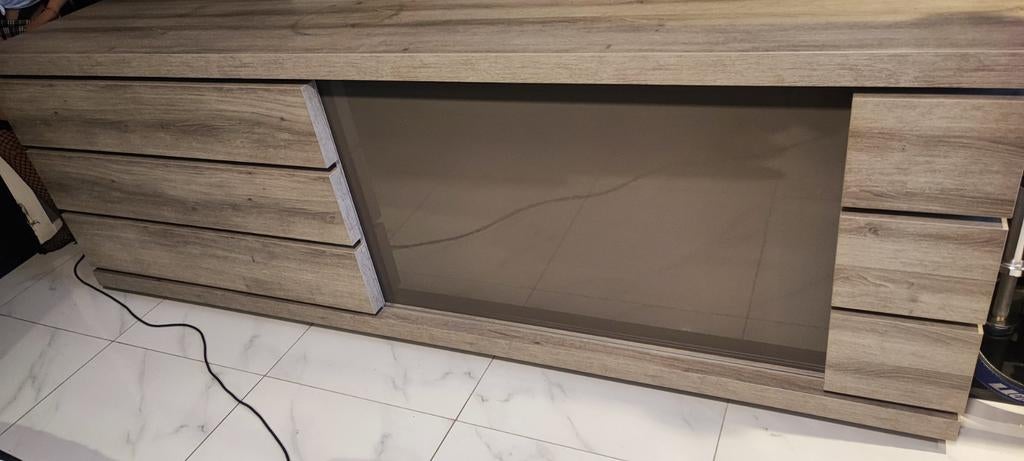 Massieve grote dressoir kast (als nieuw), Enlèvement