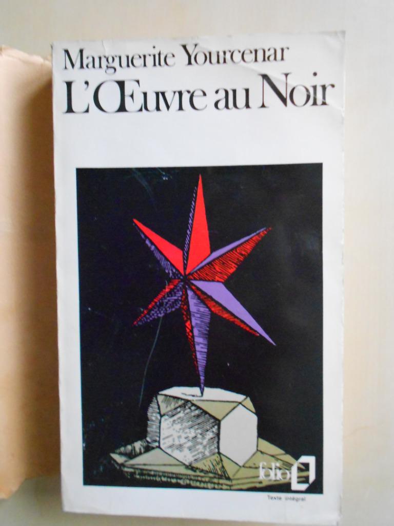 Marguerite Yourcenar, "Souvenirs pieux" et "L'Œuvre au Noir", Livres, Romans, Utilisé, Europe autre, Enlèvement ou Envoi