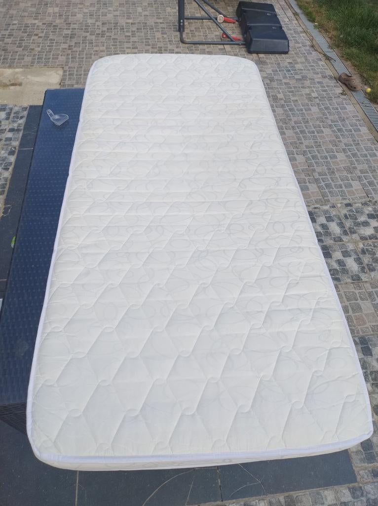 Matelas Juniorama lit simple, Enlèvement, Utilisé, Matelas