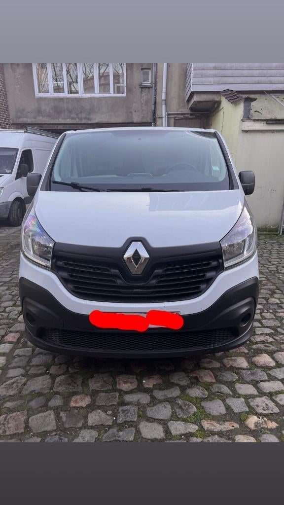 Renault trafic, Autos, Euro 6, 3 places, Noir, 5 portes