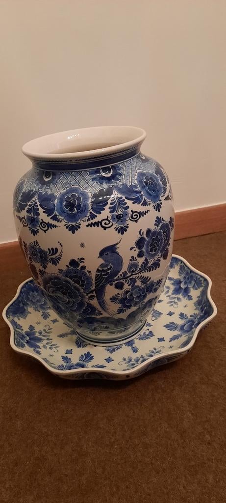 Vase et plat en porcelaine de DELFT, Enlèvement