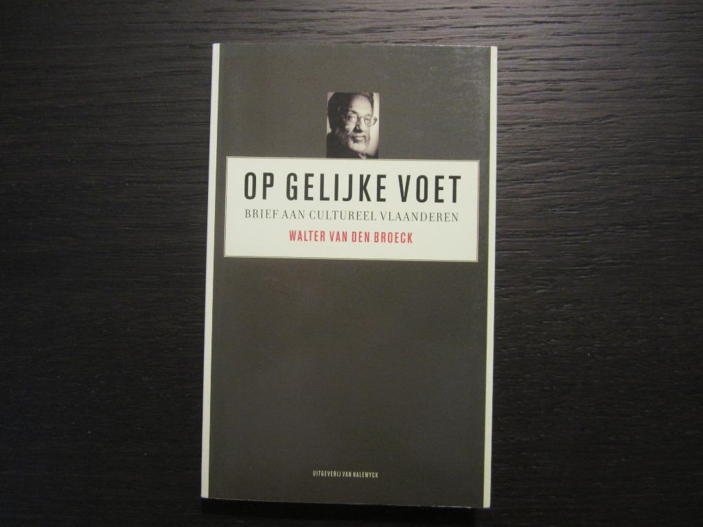 Op gelijke voet  -Walter van den Broeck-, Enlèvement ou Envoi, Belgique