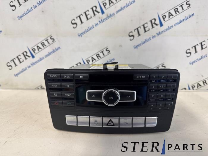 Panneau de commandes navigation d'un Mercedes SLK, 3 mois de garantie, Utilisé, -, -