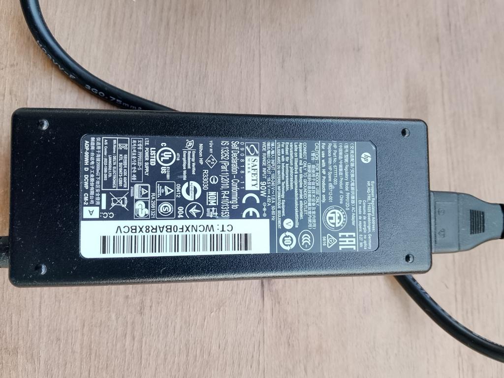 LAPTOPLADER VAN HP, Computers en Software, Ophalen, Zo goed als nieuw, HP