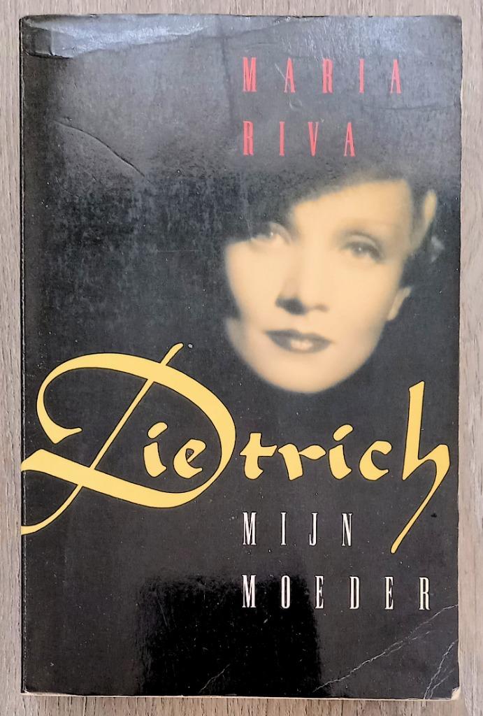 Marlene Dietrich Biografie Dietrich mijn moeder - Maria Riva, Boeken, Ophalen of Verzenden, Gelezen, Personen