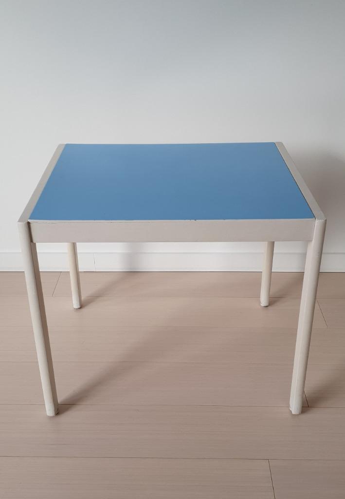 Speeltafeltje, Kinderen en Baby's, Ophalen, Gebruikt, Tafel(s)
