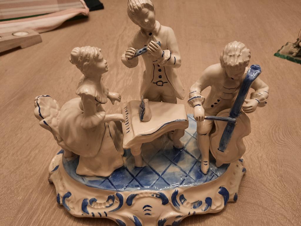 Art hand painted  Italy Capodimonte, Ophalen of Verzenden