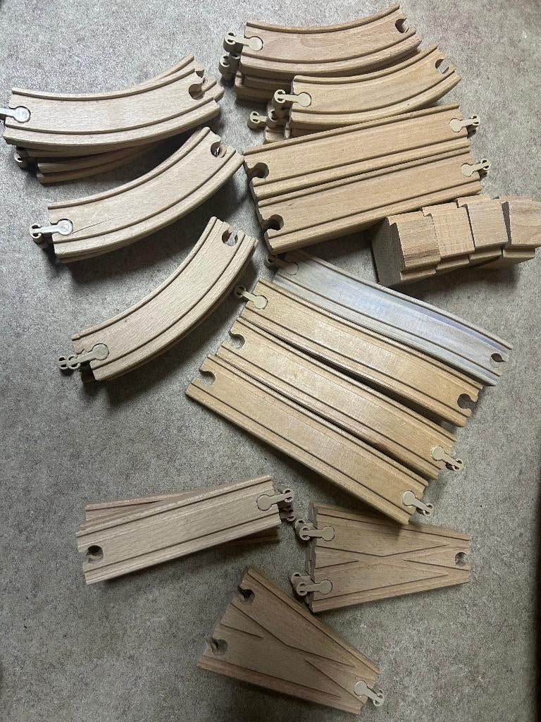 Circuit - Rails de train en bois, Enfants & Bébés, Jouets | Circuits, Autres marques, Enlèvement, Manuelle, Circuit