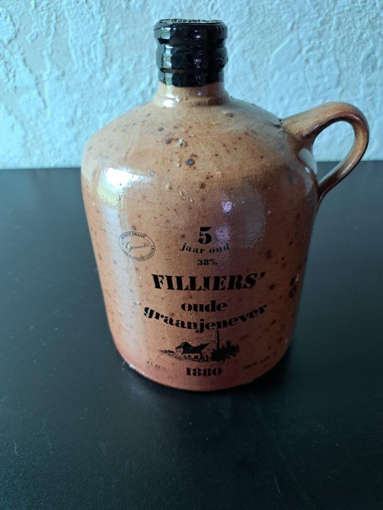 Filliers oude graanjenever, Verzamelen, Biermerken, Nieuw, Overige merken, Ophalen