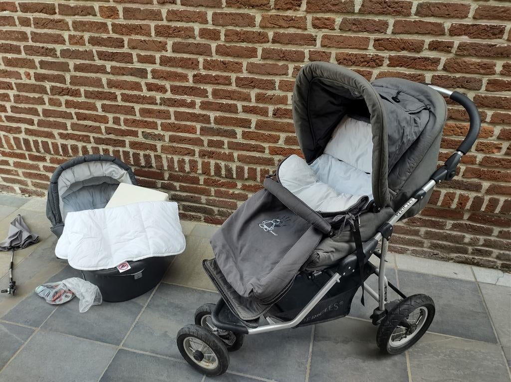 Pericles évolution, kinderwagen+ reiswieg en accesoires, Kinderen en Baby's, Gebruikt, Verstelbare duwstang, Combiwagen, Ophalen