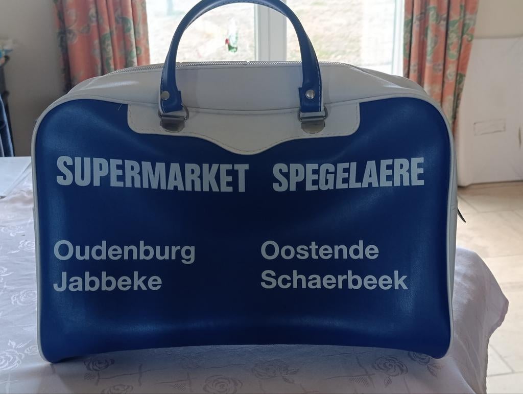 Sac à provisions ou sac de sport Spegelaere, Enlèvement