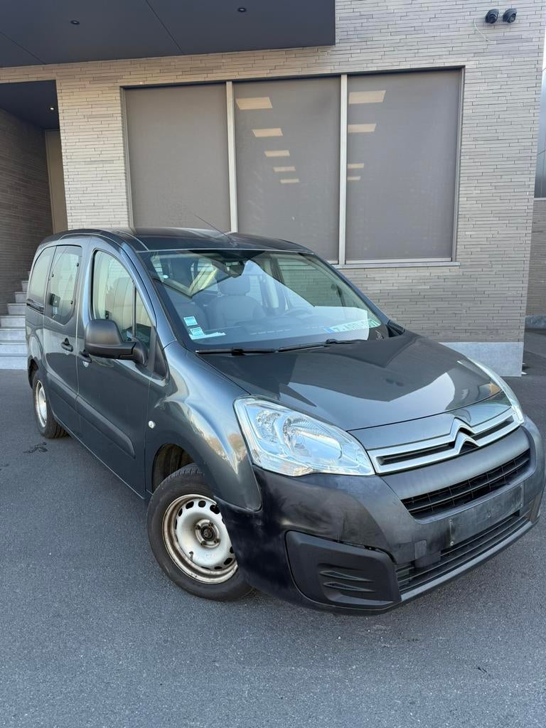 Cirtroen berlingo/2016/170.000km/1.6diesel/euro5b/66kw, Auto's, Euro 5, 1560 cc, Airconditioning, 66 kW