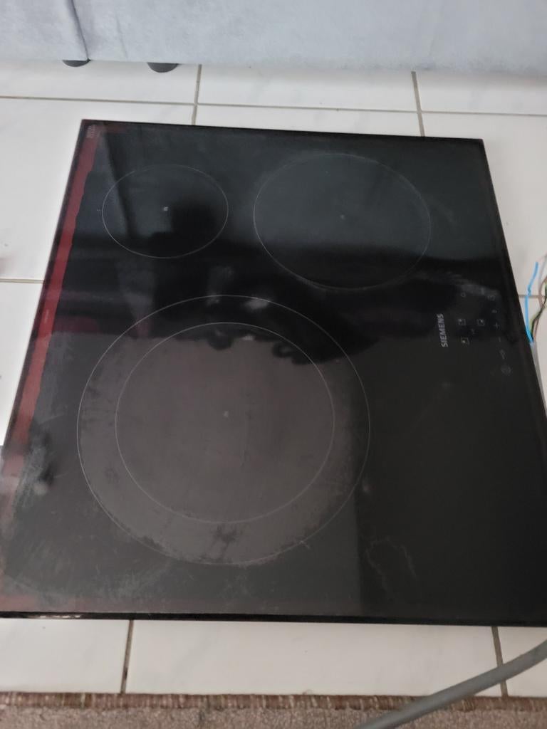 Plaque de cuisson vitrocéramique Siemens, Enlèvement ou Envoi