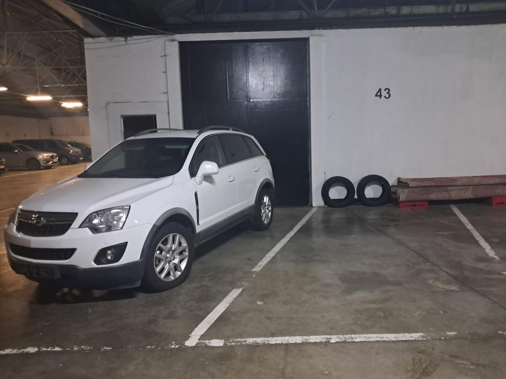 Opel Antara, Immo, Garages en Parkeerplaatsen