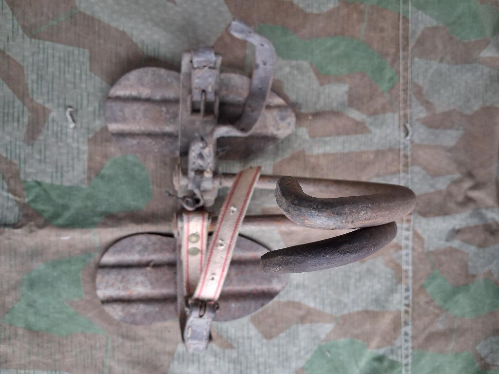 Paar klauwen, studs, Duitse telefoniste ww1, Ophalen of Verzenden, Landmacht, Overige typen