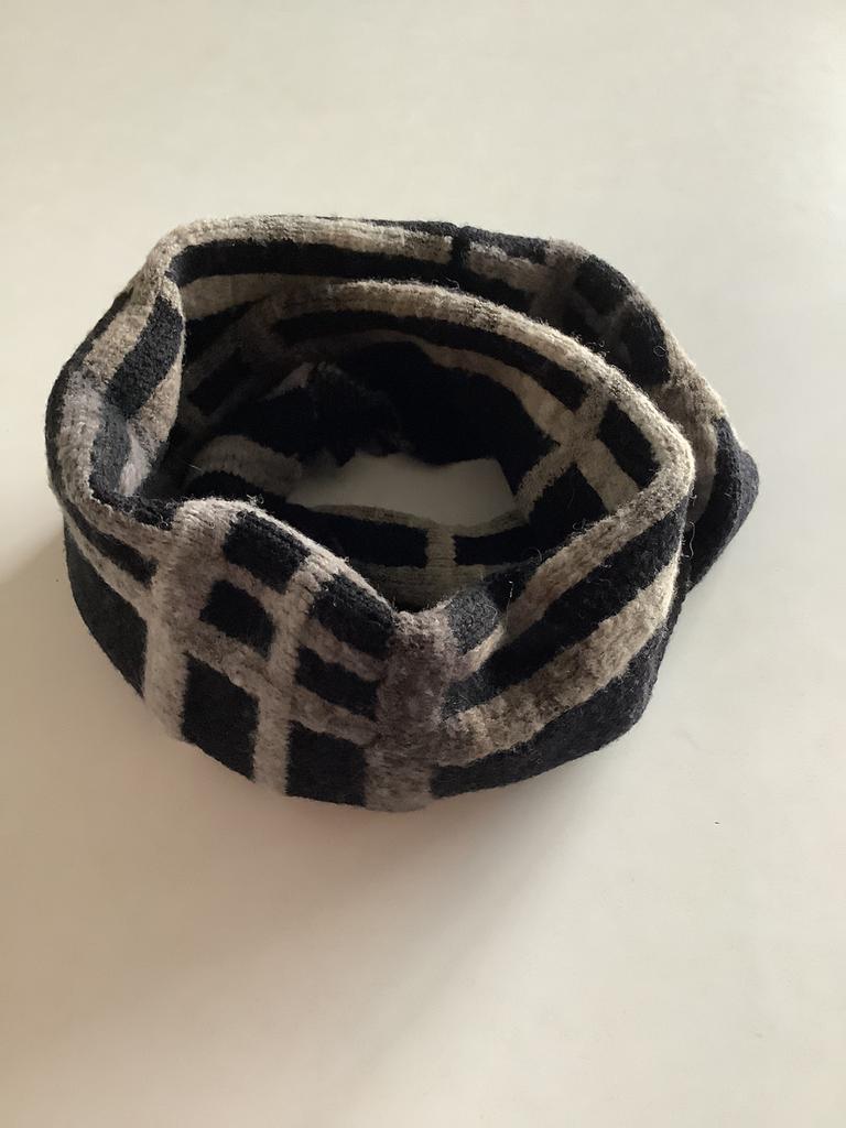 Sjaal Max Mara, Ophalen of Verzenden, Zo goed als nieuw, Sjaal