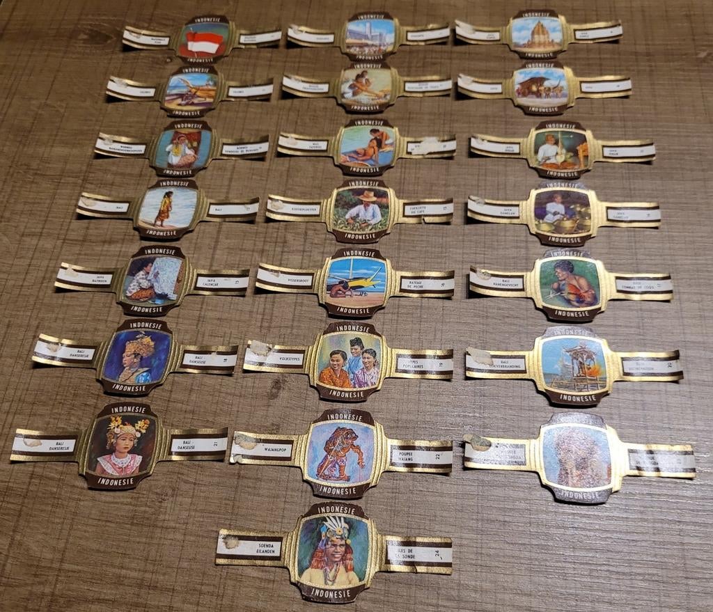 22 oude sigarenbandjes reeks Indonesië, Enlèvement ou Envoi, Utilisé, Bagues de cigare
