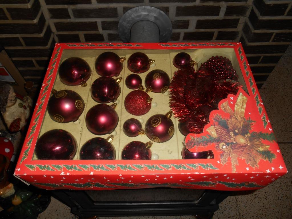 nieuwe slingers en kerst bollen, Antiek en Kunst, Ophalen
