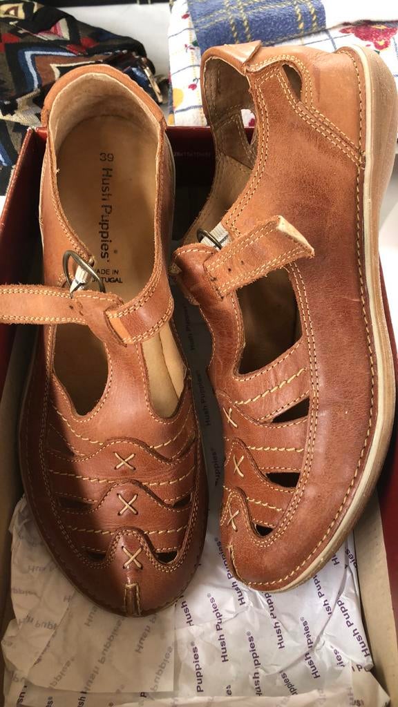 Hush puppies, Enlèvement ou Envoi, Comme neuf