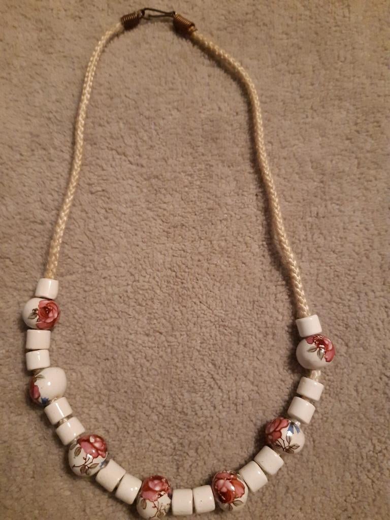 Collier, Bijoux, Sacs & Beauté, Colliers, Enlèvement ou Envoi, Comme neuf, Blanc, Pierre ou Minéral