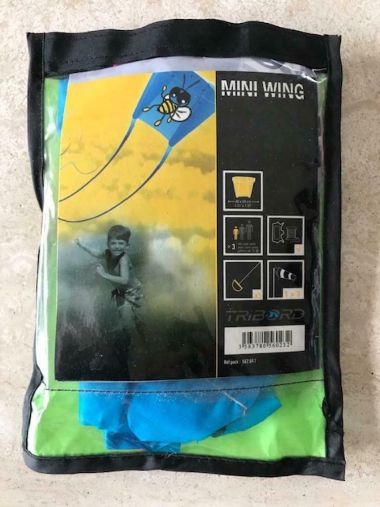 Nieuwe vlieger MINI WING - 40x60cm, Sport en Fitness, Vliegeren, Ophalen of Verzenden, Nieuw, Eenlijns, Vlieger