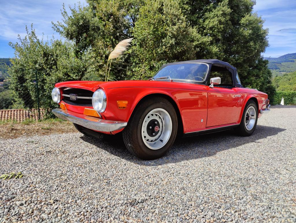 Triumph TR6 1973, Achterwielaandrijving, Zwart, Cabriolet, Triumph