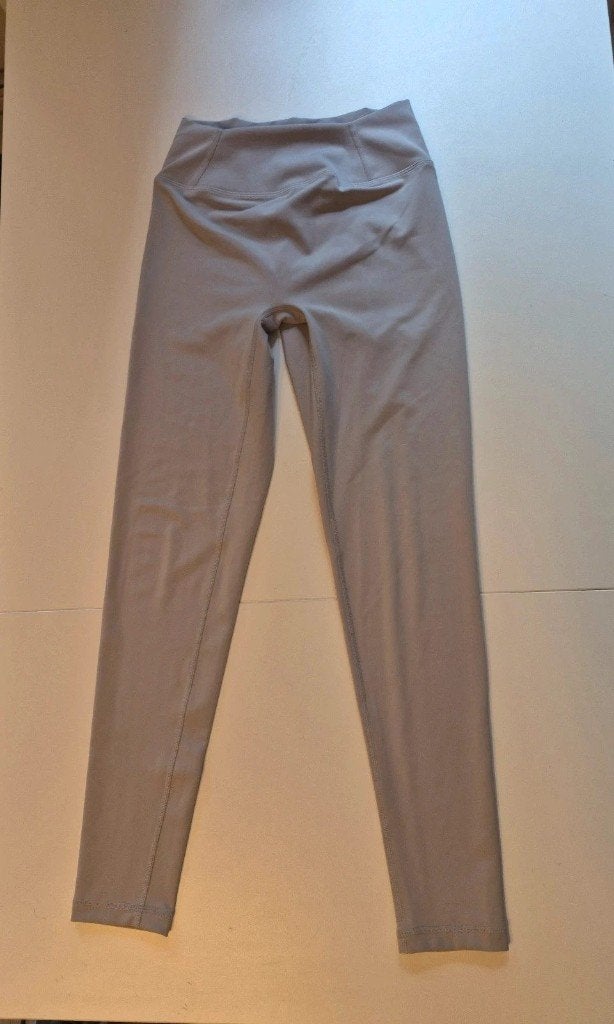 Oner Active | Seamless Sport legging  | grey | M | One, Kleding | Dames, Maat 38/40 (M), Overige typen, Ophalen of Verzenden, Zo goed als nieuw