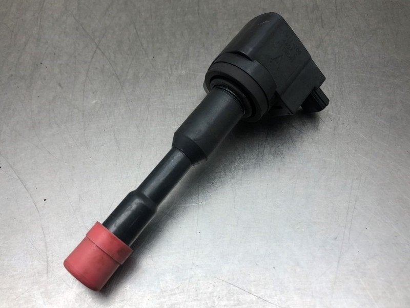 BOBINE D'ALLUMAGE Honda (|CM111084404C|), Honda, Dhr. M. Roggen, Stadsweg 37 37
9917 PV  WIRDUM GR., NL, Utilisé