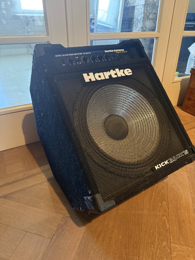 Hartke Basgitaar versterker, Musique & Instruments, Enlèvement, Utilisé, Guitare basse, 100 watts ou plus