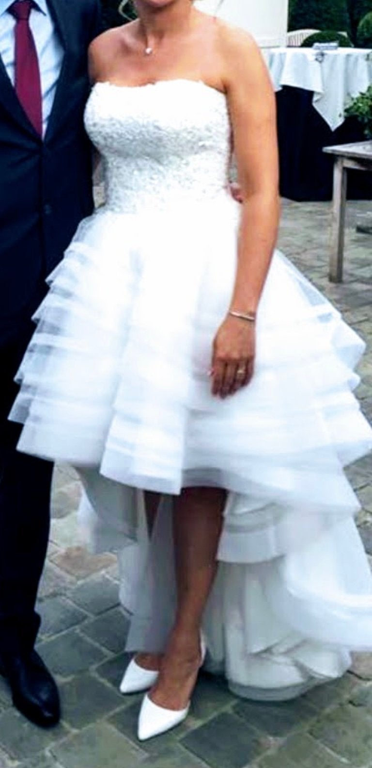 unieke trouwjurk met asymmetrische rok, Vêtements | Femmes, Vêtements de mariage & Accessoires de mariage, Comme neuf, Robe de mariée