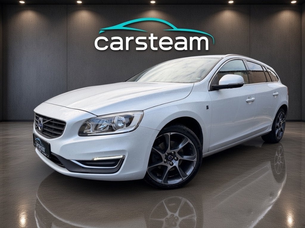 Volvo V60 2.0 T3 Ocean Race NAVI/LEDER/CAMERA/GARANTIE, Cuir, Achat, 135 g/km, Entreprise