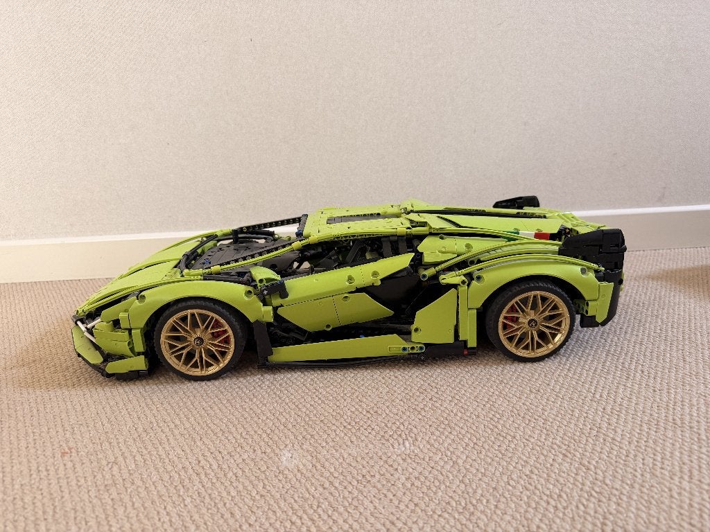 LEGO Technic 42115 Lamborghini Sián FKP 37 - Complet, Hobby & Loisirs créatifs, Autres marques, Voiture, Plus grand que 1:32, Comme neuf