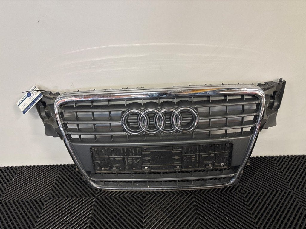CALANDRE Audi A4 (B8) (01-2007/12-2015) (|8K0853651|), Autos : Pièces & Accessoires, Auto-Union-Straße  1,
85057  Ingolstadt, DE