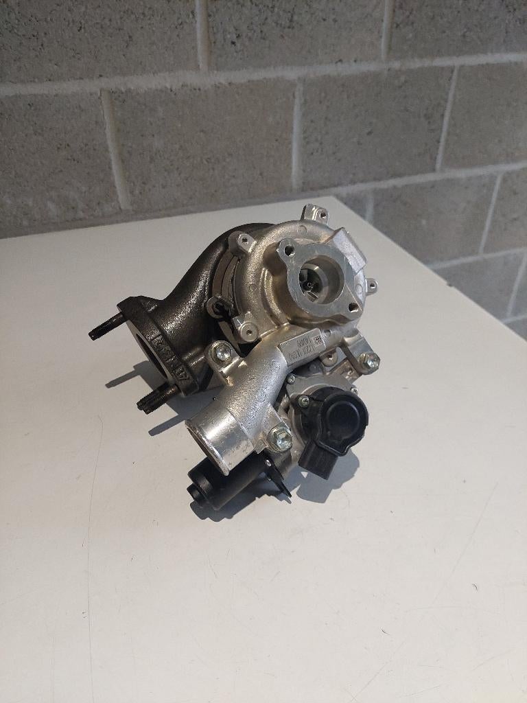 New turbocharger for Toyota forklift - 17201-UL010, Enlèvement ou Envoi, Neuf, Moteur et Accessoires