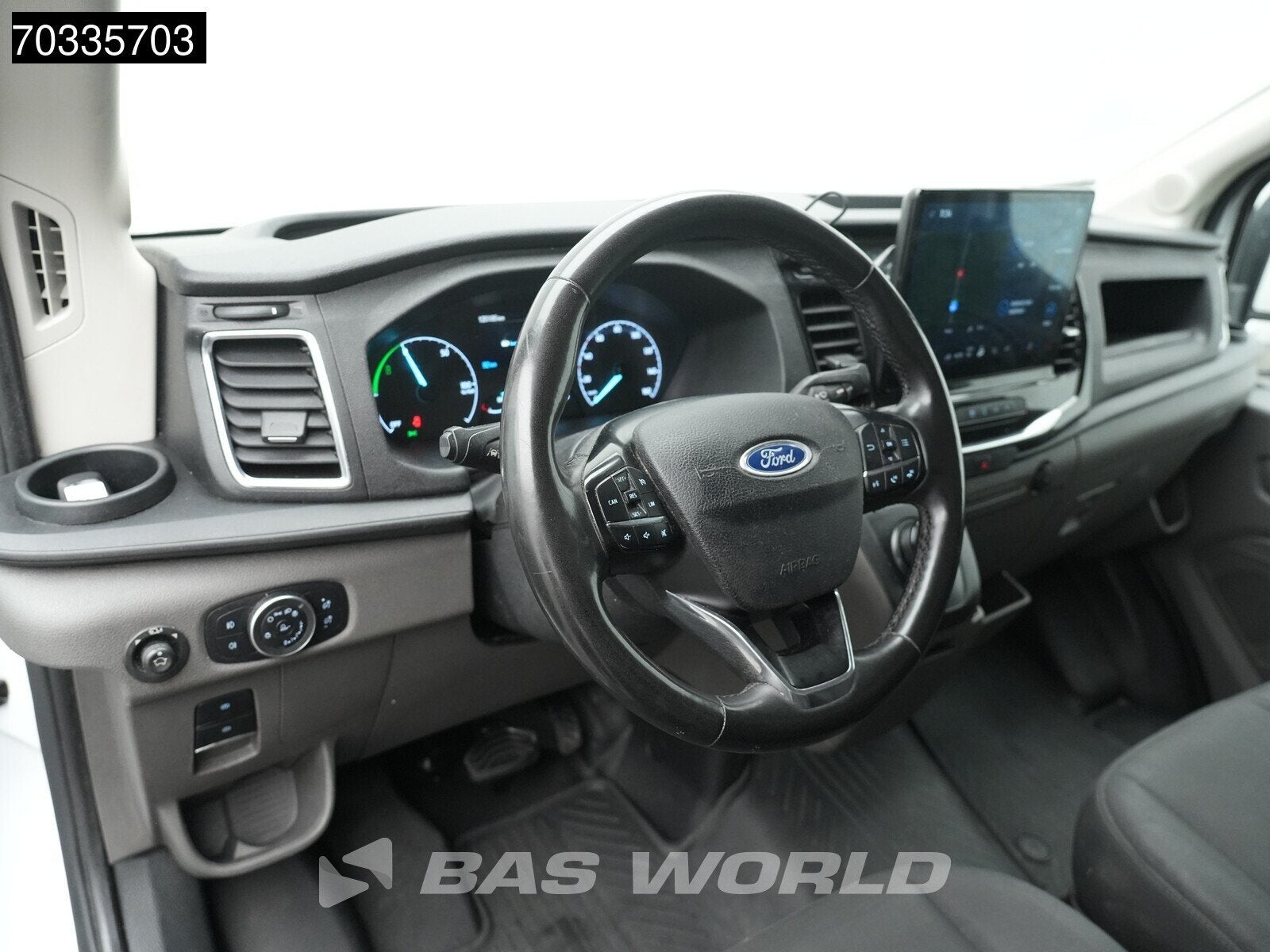 Ford e-Transit 184pk Elektrisch 68kWh 317km WLTP Hoog Dak L3, Autos, Achat, 135 kW, Entreprise, 3 places