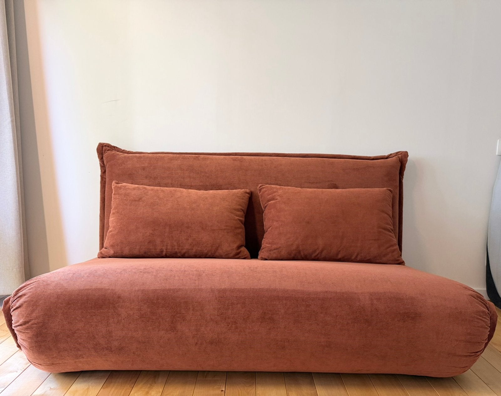 Maisons du Monde HALLEN slaapbank 2-zits ribfluweel nieuw, Huis en Inrichting, Ophalen, Tweepersoons, Oranje, Zo goed als nieuw