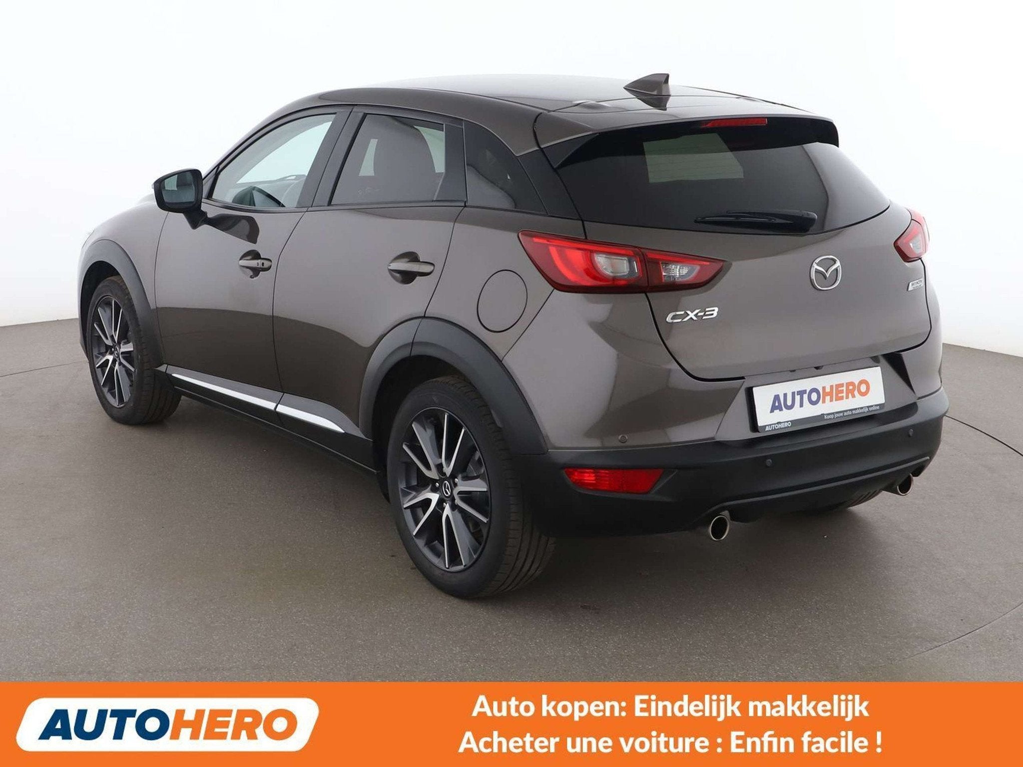 Mazda CX-3 2.0 Exclusive-Line (année de construction 2017), Autos, Cuir, Achat, Autres carburants, Noir