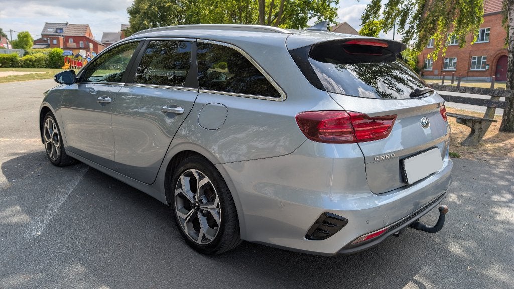 Kia Ceed 1.4 T-GDi More ISG DCT, Autos, Ordinateur de bord, Argent ou Gris, Achat, Euro 6