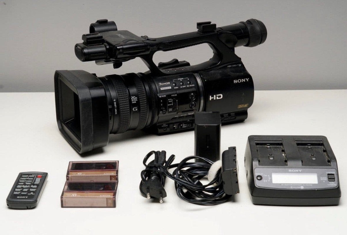 Sony HVR-Z5E Professionele HDV Camera Mini DV, TV, Hi-fi & Vidéo, Caméscopes numériques, Comme neuf, Caméra, Sony, Enlèvement