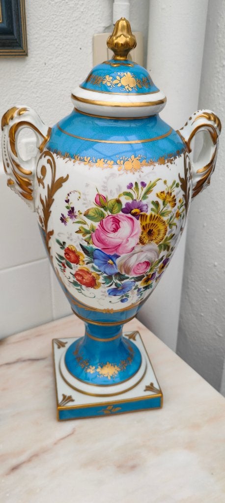 Belle paire de vases et couvercles anciens en porcelaine, Enlèvement ou Envoi