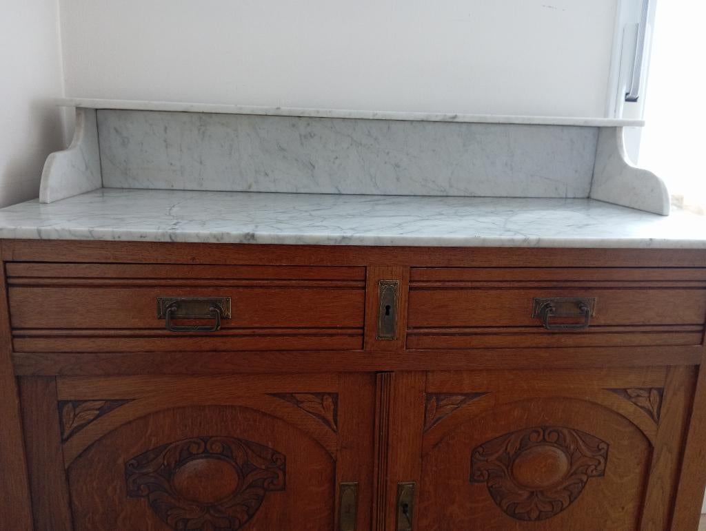 Mooie commode, Enlèvement
