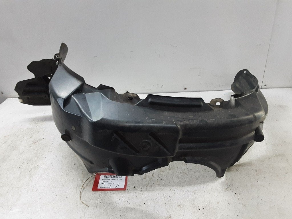 PARE BOUE AVANT DROIT Toyota Yaris III (P13), Garde-boue, Mevr. I. Hauben, Toyota, Utilisé