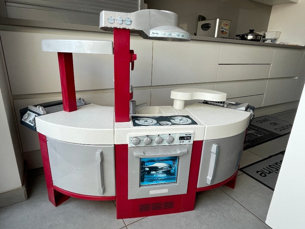 Speelgoedkeuken met toebehoren, Kinderen en Baby's, Ophalen, Gebruikt, Kunststof, Speelkeuken